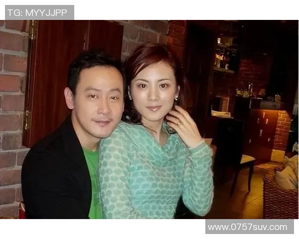 足球明星为妻子拍摄温馨视频记录甜蜜瞬间展现爱情与家庭的美好时光